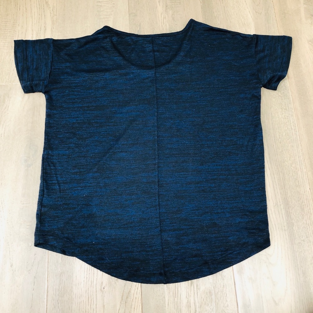 Flowy Top - Picture 2 of 2